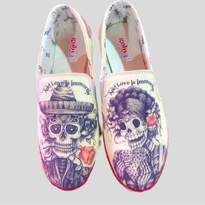 Cute Goby slip-ons in great condition! Worn maybe 3 times